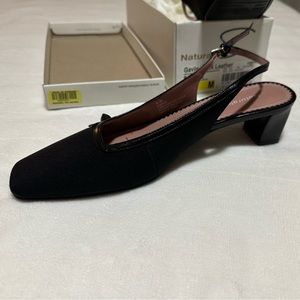 Naturalizer Gavin Black Leather Slingbacks
